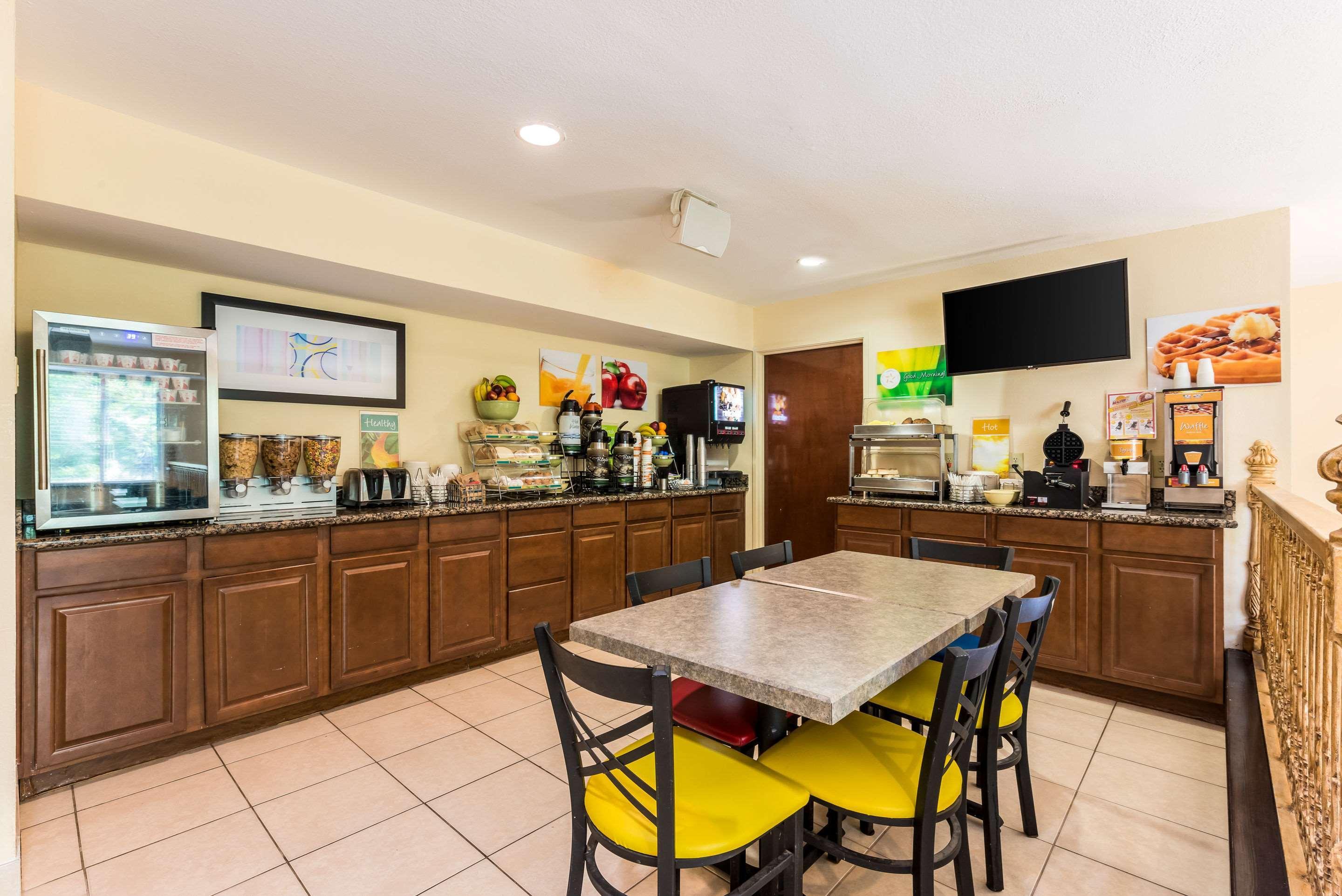 Quality Inn Huntersville near Lake Norman Esterno foto