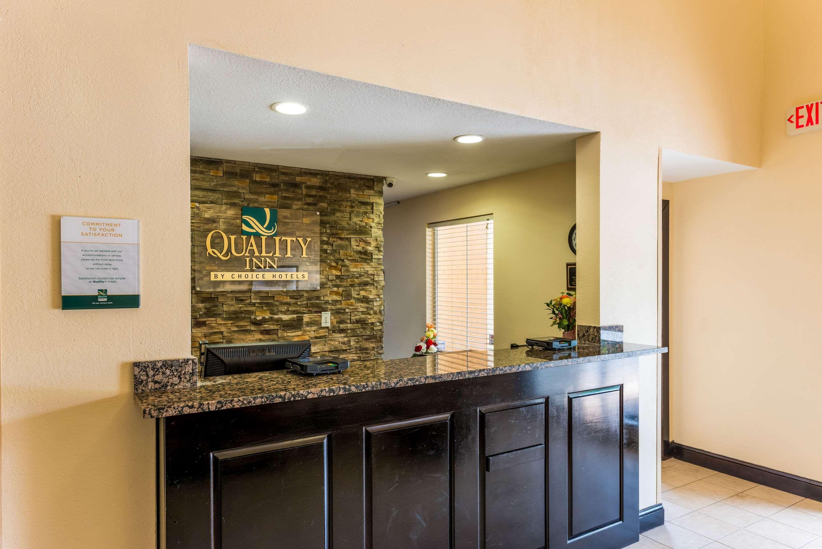 Quality Inn Huntersville near Lake Norman Esterno foto