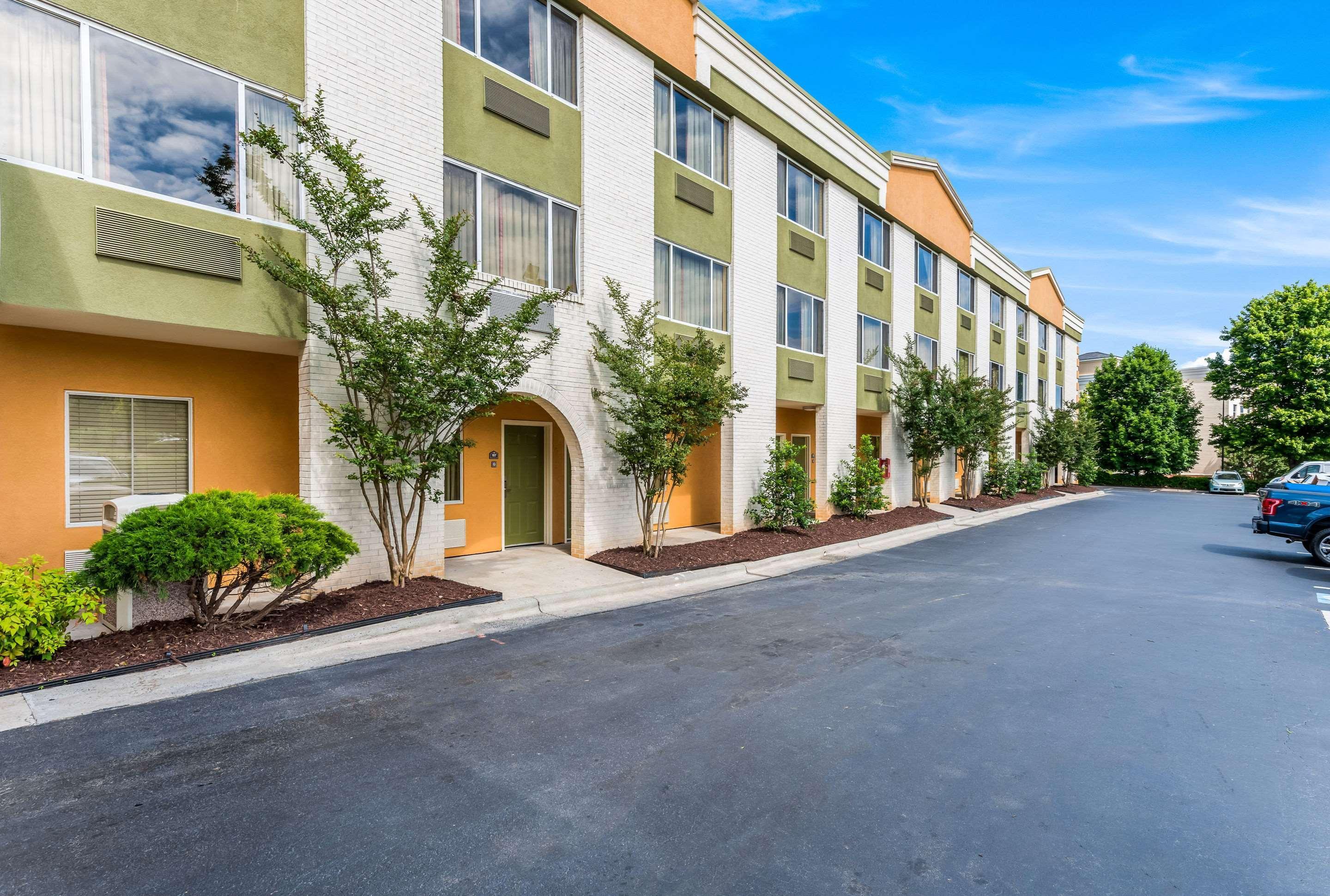 Quality Inn Huntersville near Lake Norman Esterno foto