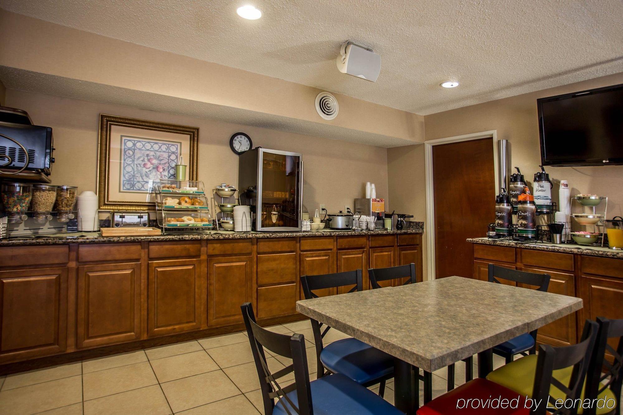 Quality Inn Huntersville near Lake Norman Esterno foto