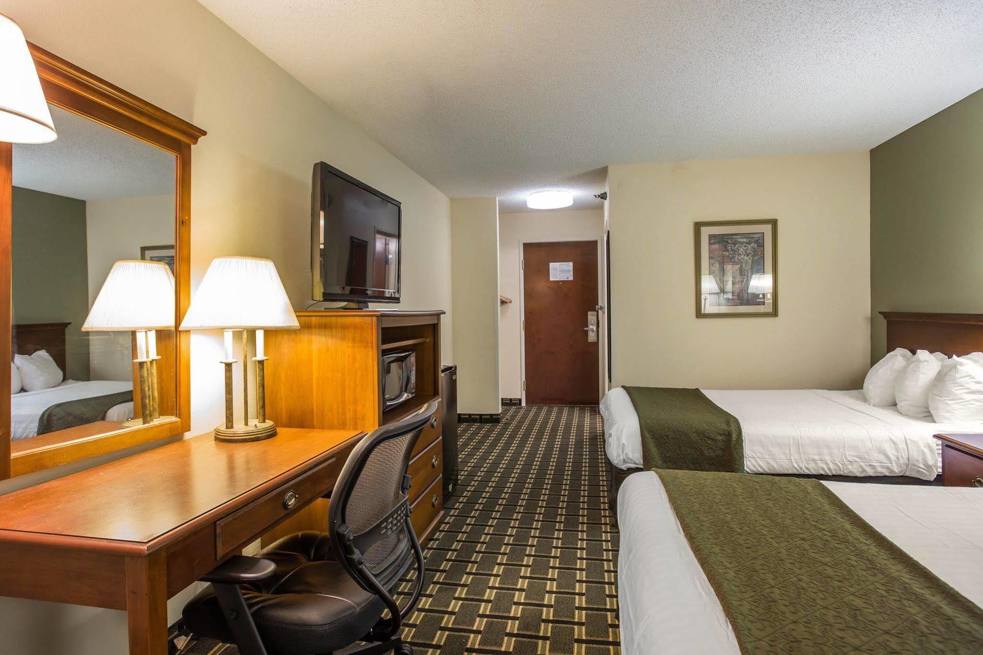 Quality Inn Huntersville near Lake Norman Esterno foto
